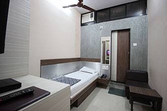 Hiramani Hotel, Mumbai 5
